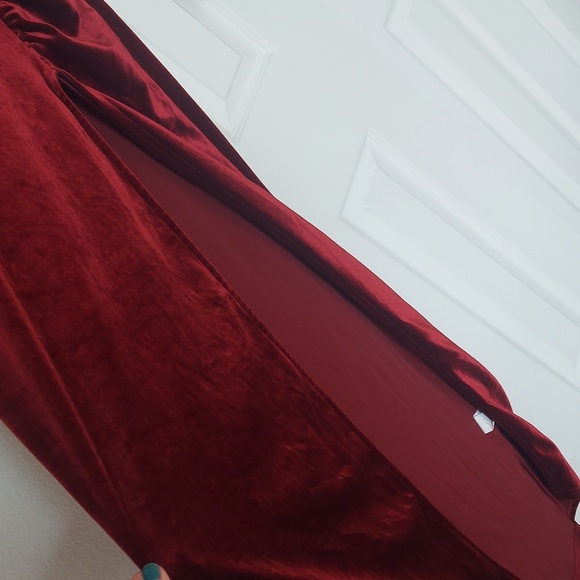 Sold - Picture 2 of 5